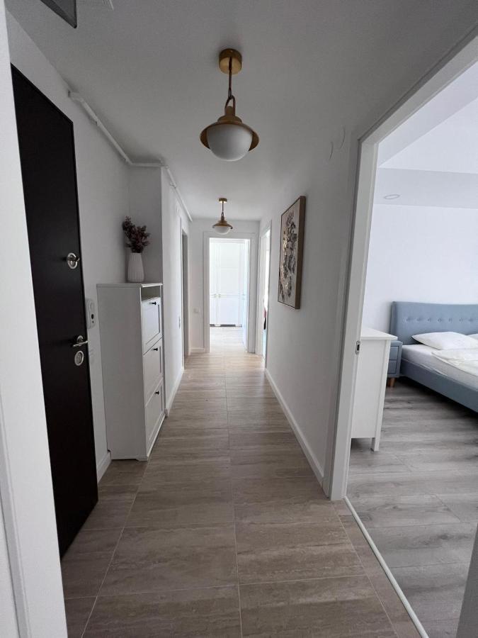 Stefanestii de Jos Cosmopolis Bliss: Your Home Away From Home מראה חיצוני תמונה