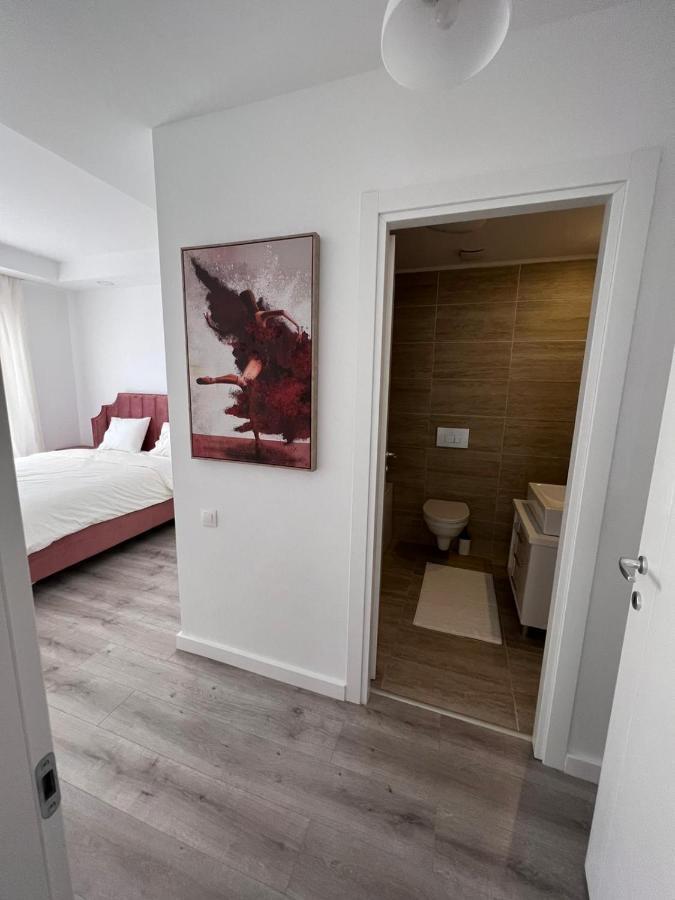 Stefanestii de Jos Cosmopolis Bliss: Your Home Away From Home מראה חיצוני תמונה